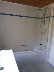 Cerau Isaf Bathroom